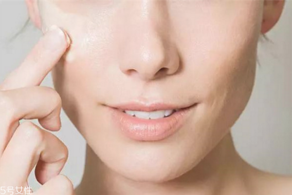 自体脂肪填充过多不补救会怎样(自体脂肪填充过多了怎么办)