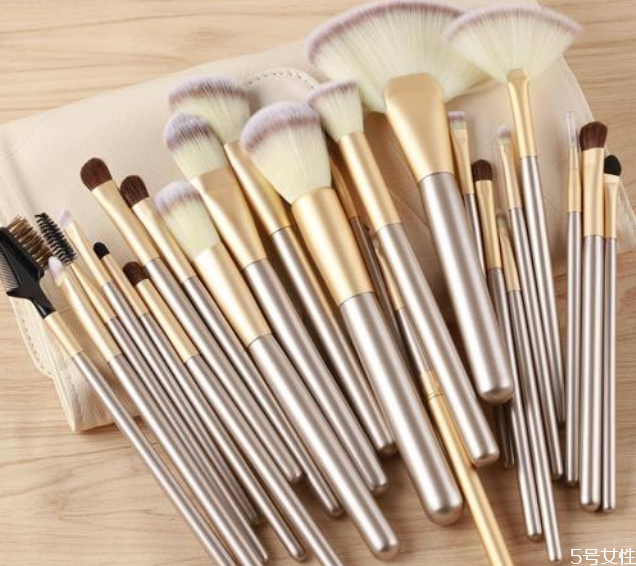 花漾化妆刷怎么样哪个系列好,花漾的化妆刷怎么样