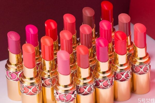 遮盖唇色用什么好,涂口红前用什么遮盖唇色 遮盖唇色用什么好,涂口红前用什么遮盖唇色