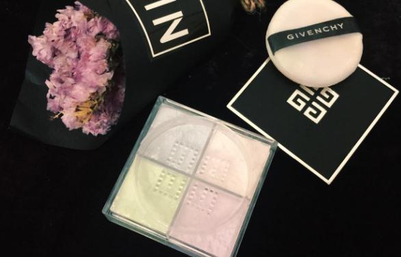 散粉用粉扑好还是刷子吗,散粉要用刷子吗