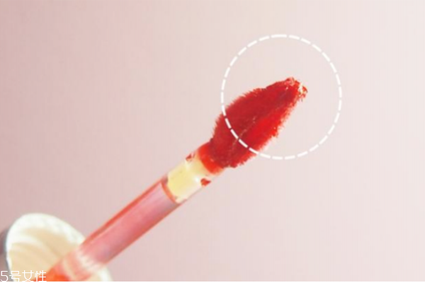 嘴唇怎么画饱满好看,嘴唇怎么画饱满