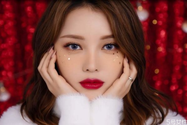 圣诞节画什么妆小孩女孩,圣诞节画的什么妆