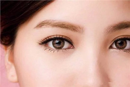 美瞳线和眼线哪个好看,什么样的美瞳线最好看