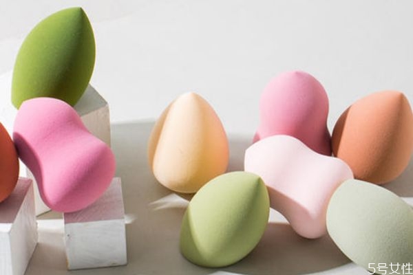 美妆蛋用不用打湿,美妆蛋蛋用前打湿就可以用了 美妆蛋用不用打湿,美妆蛋蛋用前打湿就可以用了