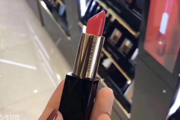 雅诗兰黛倾慕340,雅诗兰黛倾慕320显老