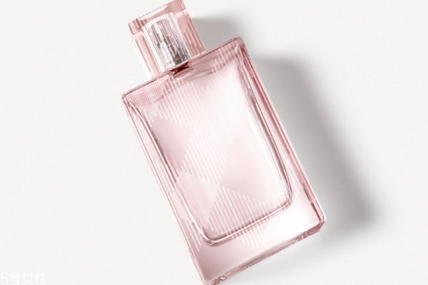 burberry红粉恋歌香水专柜价格,burberry粉红恋歌好闻吗