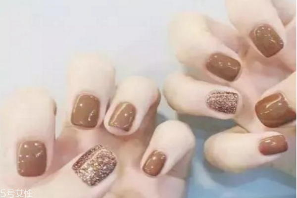 阿玛尼权利粉底哪个色号好用,阿玛尼粉底液色号怎么选