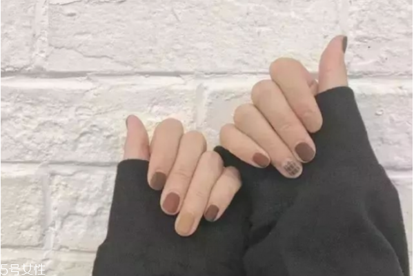 开眼角后不能吃什么(开了眼角不能吃什么)