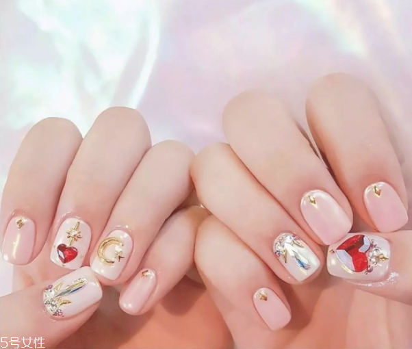 偏光色眼影什么意思,偏光眼影是什么意思 偏光色眼影什么意思,偏光眼影是什么意思