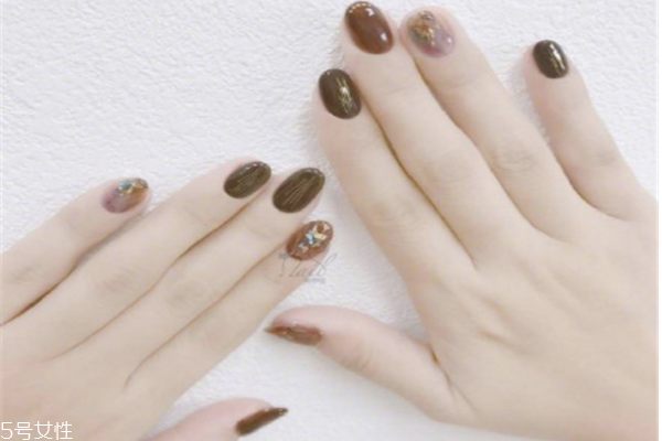 日常眼影颜色搭配和画法,单色眼影的画法 日常眼影颜色搭配和画法,单色眼影的画法