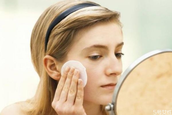 粉底液怎么区分好坏,好粉底液和差粉底液的区别