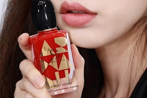 适合冬天用的女士香水,适合秋冬的女士香水 适合冬天用的女士香水,适合秋冬的女士香水