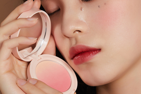 秋冬适合什么颜色的腮红,冷色系腮红 秋冬适合什么颜色的腮红,冷色系腮红