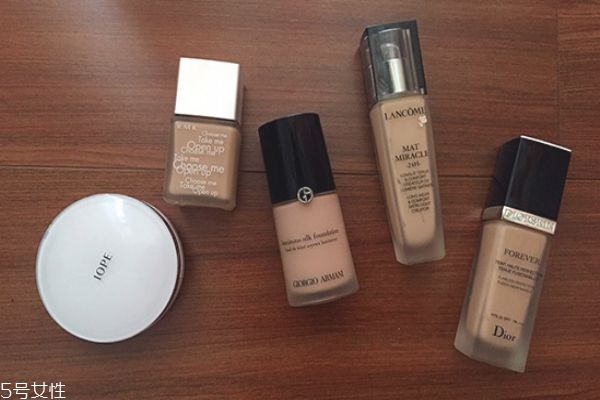 粉底气垫哪个牌子好用推荐,粉底液bb霜气垫三者的区别 粉底气垫哪个牌子好用推荐,粉底液bb霜气垫三者的区别