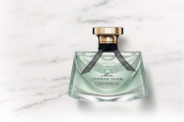 香水怎么喷不浓又好闻,怎么样喷香水不觉得浓