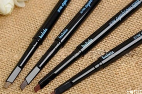 淡香水和香水有啥区别,淡香水和浓香水有什么区别