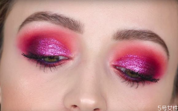 如果眼影亮片干了怎么办,眼妆亮片干了怎么办