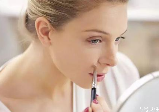 阿玛尼黑管400和401哪个好看,阿玛尼红管401和402哪个好看