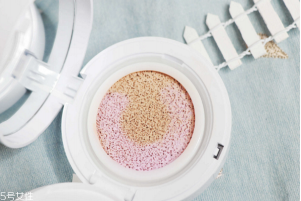 美肤宝气垫cc霜好用吗,美宝莲气垫bb霜哪款好用