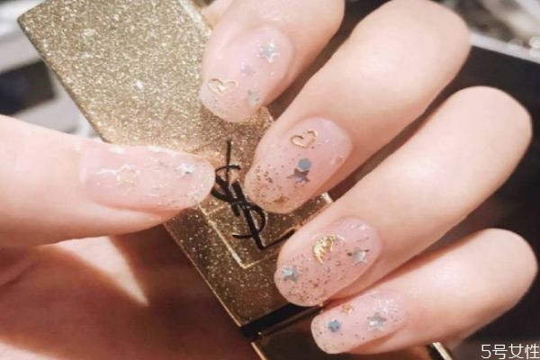 卸甲巾能卸甲油胶吗,甲油胶怎么卸甲