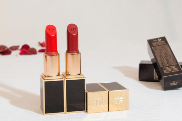 哪个牌子的番茄色口红最好,2019口红牌子排行榜