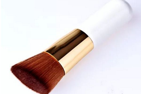 粉底刷什么样,粉底刷是干什么用的
