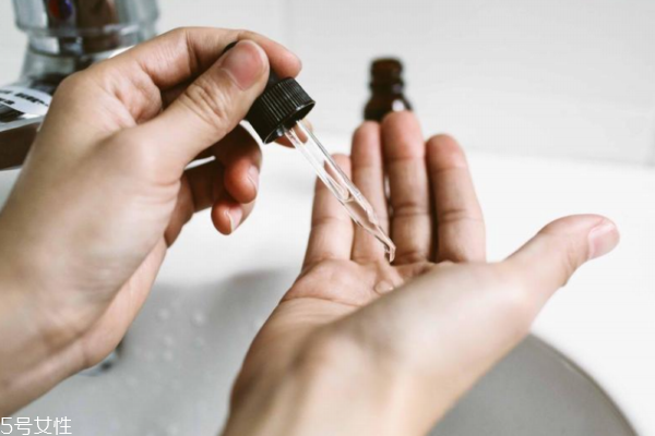 干皮怎么化妆服帖,干皮的化妆步骤