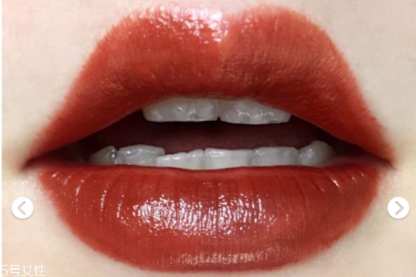 欧莱雅金管口红635,迪奥842口红什么颜色 欧莱雅金管口红635,迪奥842口红什么颜色