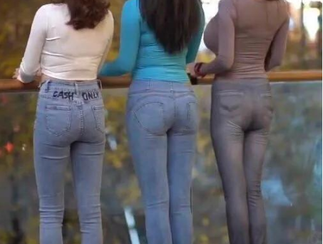 矮个子牛仔裤配什么上衣,矮个子穿牛仔阔腿裤怎么搭配 矮个子牛仔裤配什么上衣,矮个子穿牛仔阔腿裤怎么搭配