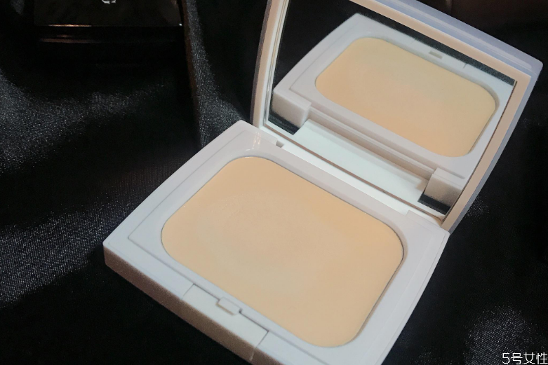 穿旗袍化什么妆好看,穿旗袍化什么妆