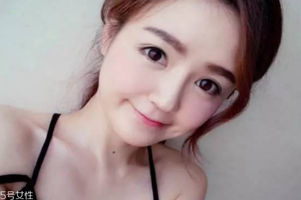 不会化妆的人如何学画淡妆,怎么化淡妆好看简单步骤