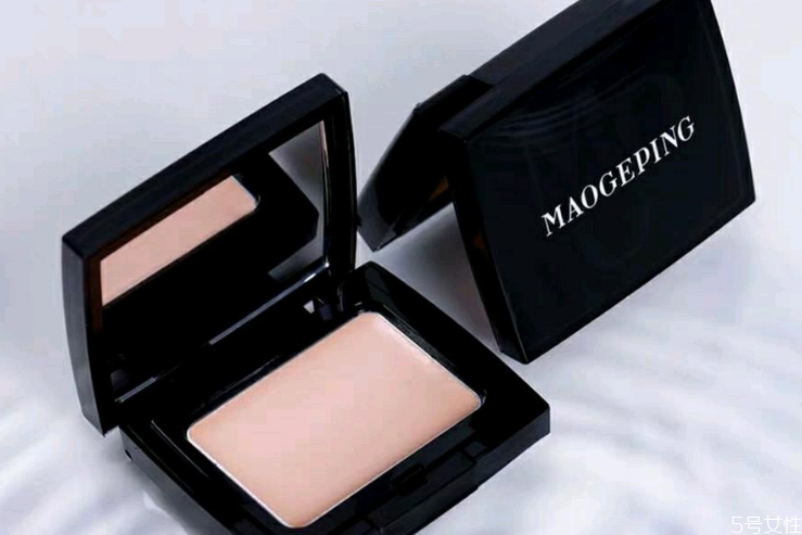 毛戈平粉膏是遮瑕还是粉底,毛戈平粉底膏遮瑕好吗