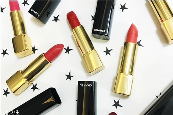 香奈儿口红哪款滋润度好,香奈儿口红哪款好