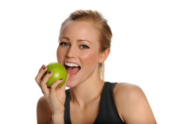 涂了口红怎么吃东西,涂上口红吃东西吃下去了怎么办? 涂了口红怎么吃东西,涂上口红吃东西吃下去了怎么办?