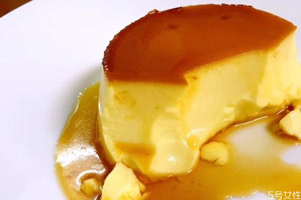 简单焦糖布丁不用烤箱蒸几分钟,不用烤箱的焦糖布丁怎么做 简单焦糖布丁不用烤箱蒸几分钟,不用烤箱的焦糖布丁怎么做
