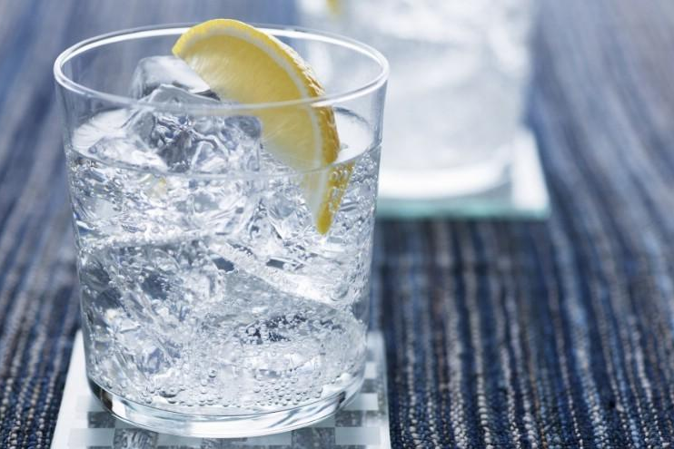 金汤力是什么酒,金汤力是金酒吗