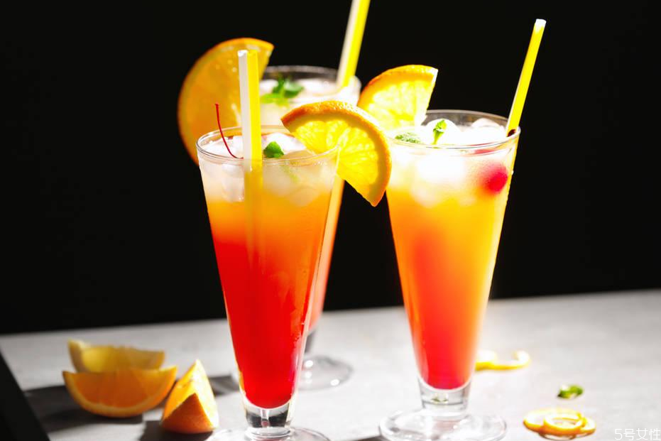 龙舌兰日出调制方法,龙舌兰日出做法