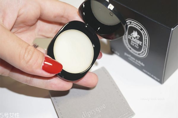 甲油胶照灯疼痛是怎么回事,甲油胶要照灯多久