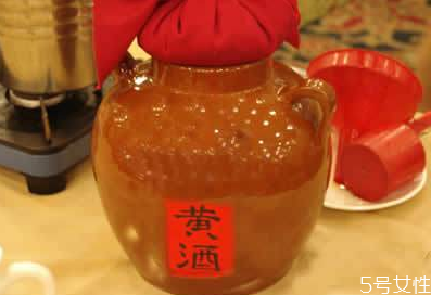 超市怎么买黄酒,到超市里面买什么黄酒比较好