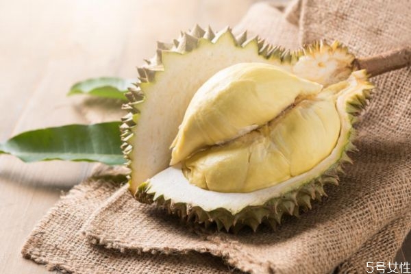 榴莲果核能吃吗怎么吃,榴莲果核能吃吗? 榴莲果核能吃吗怎么吃,榴莲果核能吃吗?