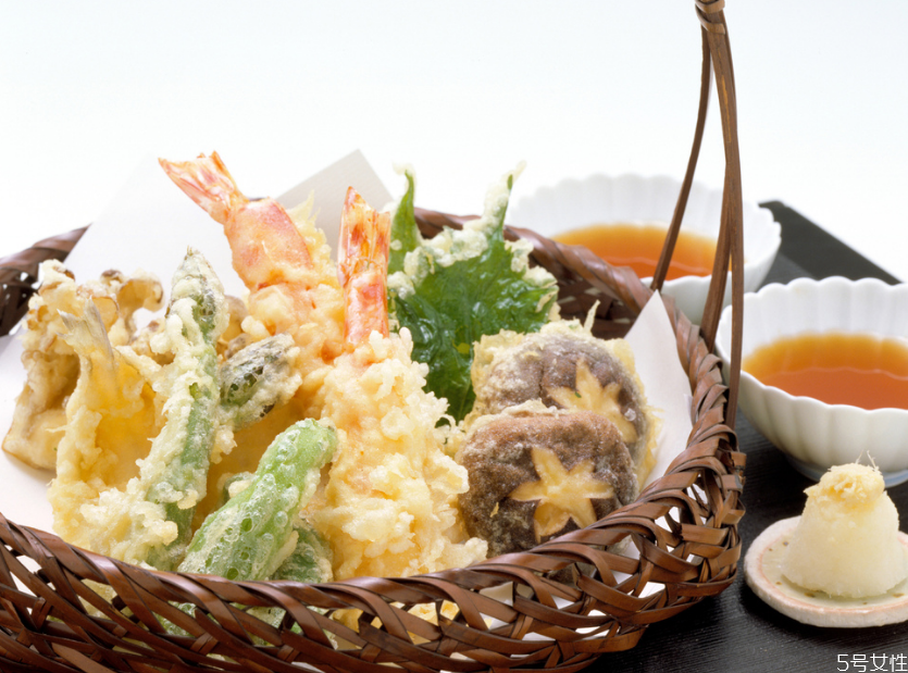 天妇罗吃法,天妇罗应该怎么吃