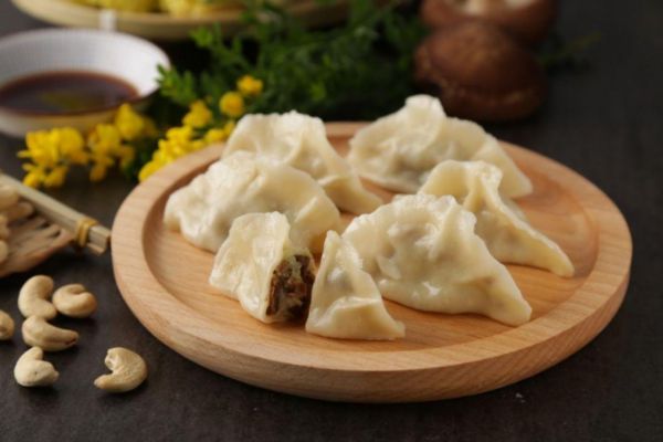 过年吃饺子的寓意是什么,过年吃饺子的寓意和象征