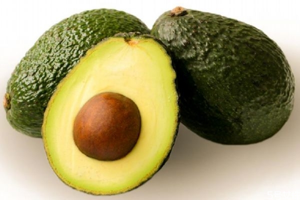 牛油果的功效和作用及禁忌,牛油果面膜的功效和作用