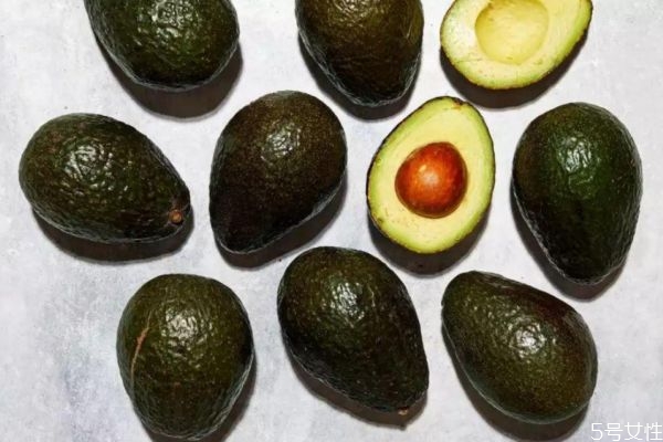 牛油果的吃法,牛油果怎么吃比较正确