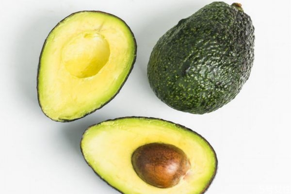 婴儿怎么吃牛油果最简单的吃法,宝宝牛油果辅食