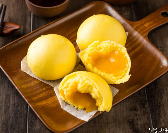 奶黄包和流沙包的区别,奶黄包和豆沙包 奶黄包和流沙包的区别,奶黄包和豆沙包