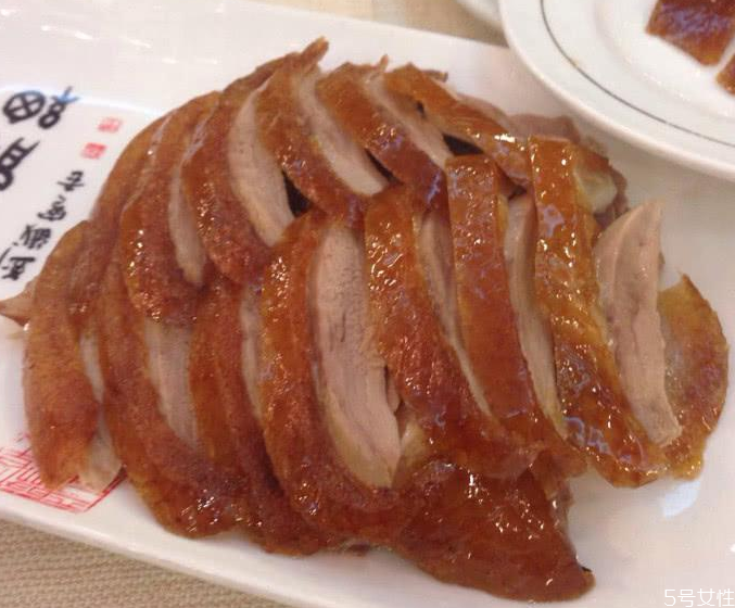 烤鸭的制作方法和配方,烤鸭制作全过程和配方