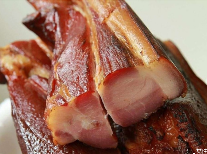 四川腊肉配料比例,正宗四川腊肉的做法和配料