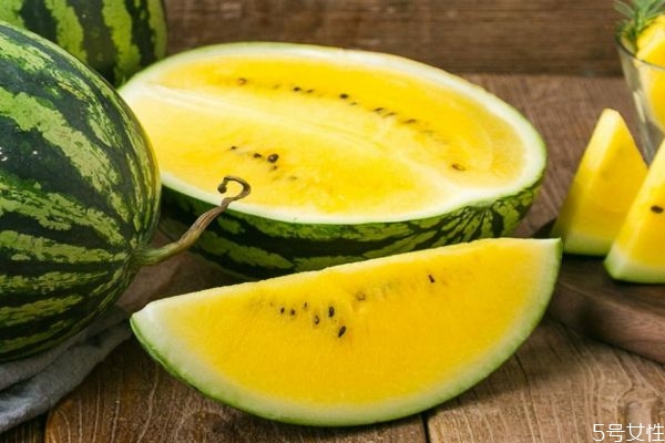 黄瓤西瓜的营养价值,黄瓤西瓜的营养价值和功效