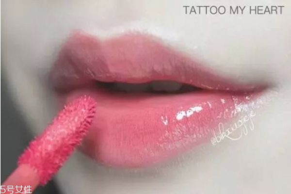 裸色系口红,裸色口红是什么颜色?